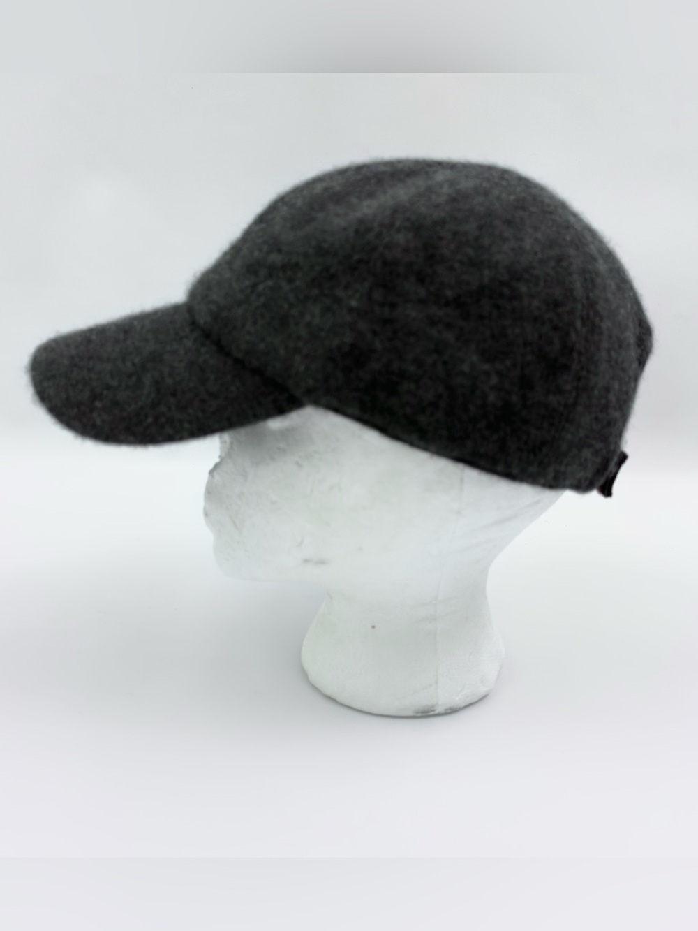 Quince 100% Cashmere Baseball Cap Charcoal Gray Sherpa Lined Leather Strap
